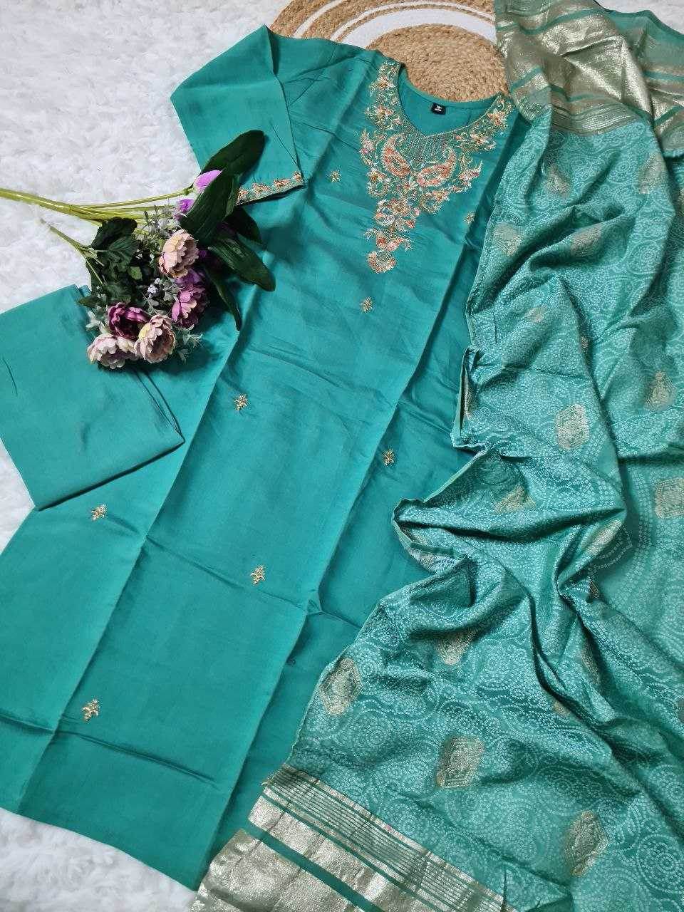 Viscose Casual Long Embroidered Kurti - MYLUXURY LANE ENTERPRISE
